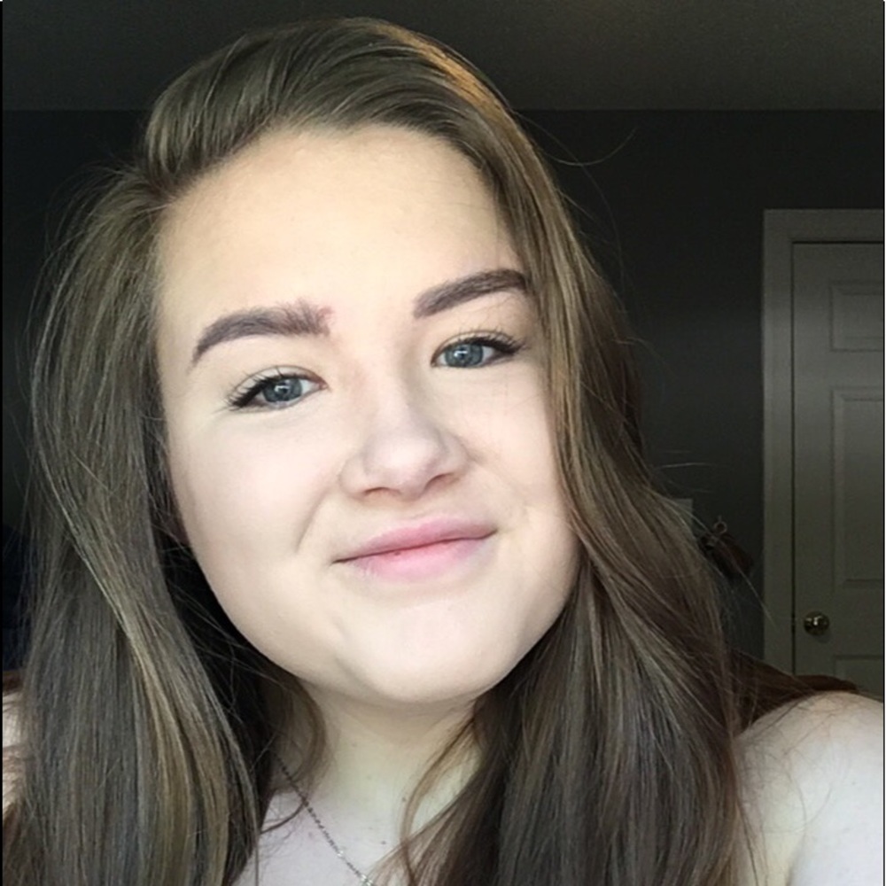 Meet your Posher, Mackenzie